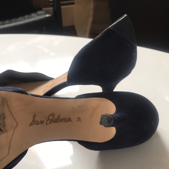 Sam Edelman suede heels. Great condition! - Picture 2 of 4